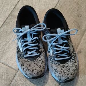 BROOKS Women's size 8 Athletic Shoes